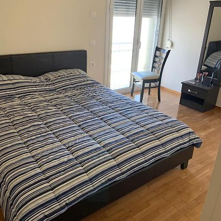 Appartment Near Center Corinth Екстер'єр фото